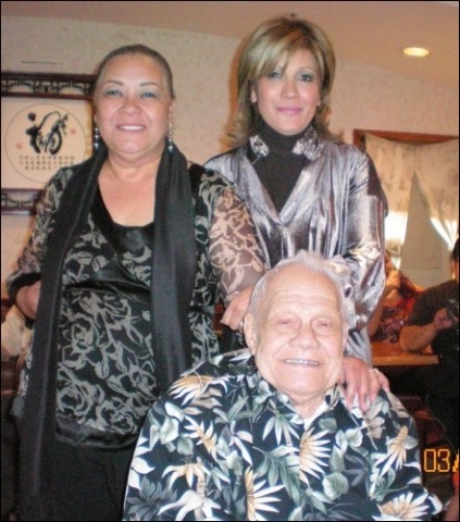 FELETI/FRITZ RICHARD WOLFGRAMM, ON HIS 88th BIRTHDAY 3/2009. SHOWN HERE W/ HIS DAUGHTERS MAELE & RONA. HE WAS THE WAS THE ELDEST LIVING CHILD OF A GERMAN ANCESTOR, SON OF HAMANI(CHRISTIAN LUDWIG HERMAN) & SELA MAELE(AFU)WOLFGRAMM. HE DIED EARLIER THIS YEA