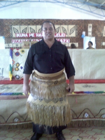 This is my father Samisoni Veisa Vaea. Eldest Child of Siale moehuni Vaea, who is the daughter of Monilaite Blake.