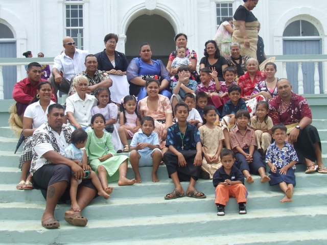 children and grandchildren of Agnes Wolfgramm & Latu Tukumuli Tangitau in Vavau 