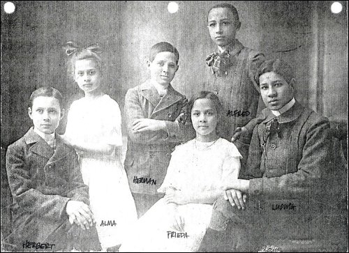 6 WOLFGRAMM SIBLINGS/COUSINS: HERBERT, ALMA,HERMAN,FRIEDA,ALFRED & LUDWIG. ALMA IS THE ELDEST CHILD OF HAMANI(HERMAN) & SELA MAELE(AFU) WOLFGRAMM. THESE 6 CHILDREN ARE CHILDREN OF 3 WOLFGRAMM BROTHERS(FELETI,OTTO & HAMANI) WHO WERE SENT BACK TO GERMANY IN