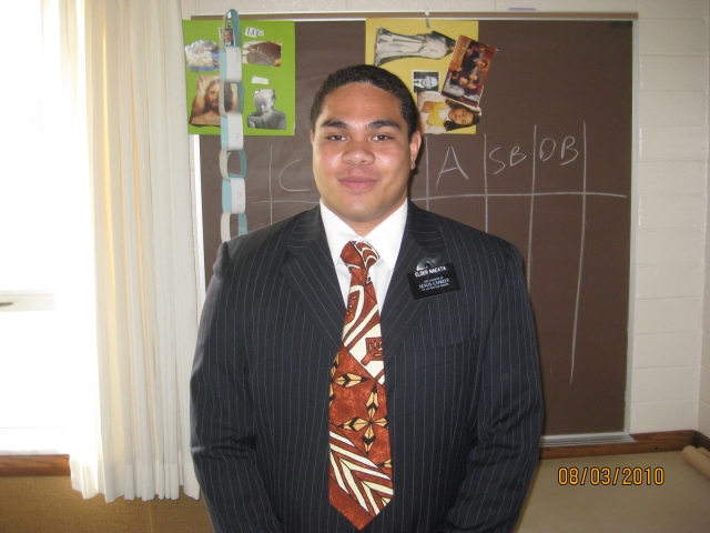 serving as a missionary of The Church of Jesus Christ of Latter-Day Saint in the pittsburgh pennsylvania mission.I love my family.Im a grandchild of grampa ula and minna agusta wolfgramm Naeata. My parents are sini and okataina Naeata and one out of 9 kid